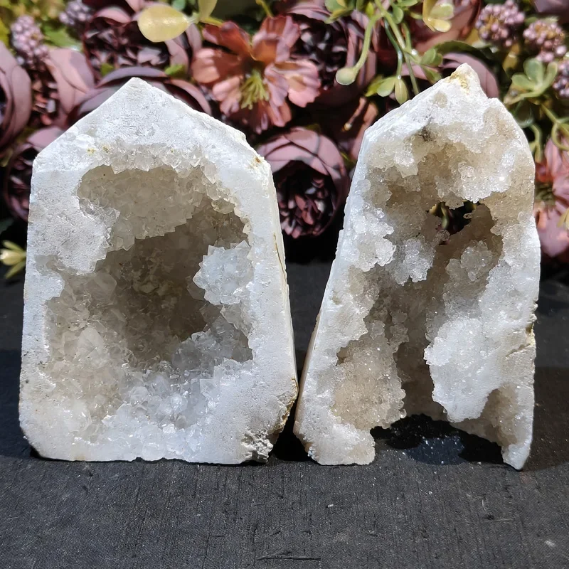 

# Hot Sales Natural Quartz Shinning Crystal Point Geode Mineral Specimen Rough Raw White Agate Geode Druzy Tower For Healing
