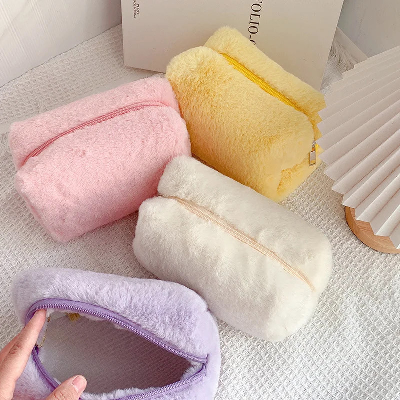 Solid Color Soft Fur Makeup Pouch Portable Travel Makeup Bag Women Cosmetic Bag Toiletries Organizer Case Lady Make Up Case