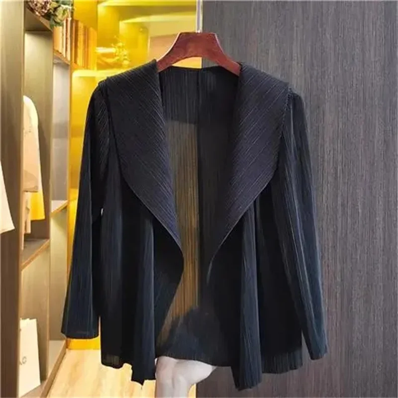 Pop Wrinkled Jacket Spring/Summer New Fashion Temperament Women's Joker Cardigan Slim Top Women's Sunscreen Clothing