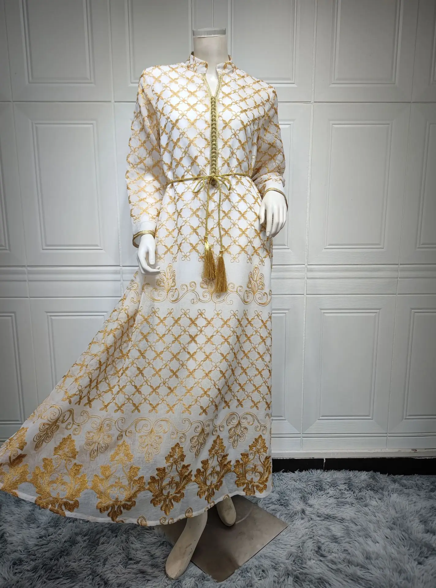 2023 Faionable Embroidered Dr Women's Large Size Long Robe Cross-Border Middle East Sle Southeast Asian Loose Waist