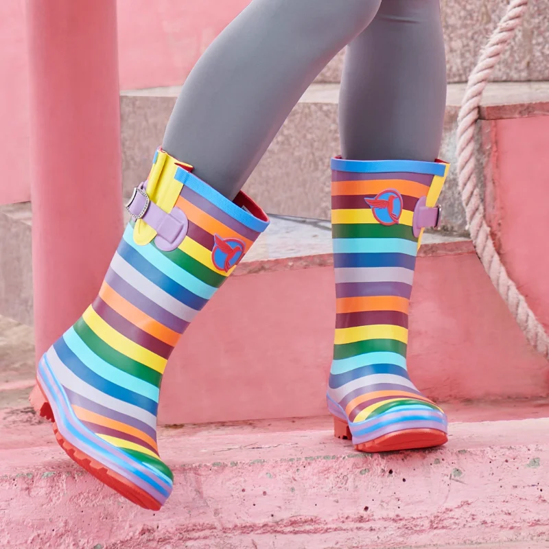 British Women's Rubber Anti Slip Rain Shoes With Printed Midsole