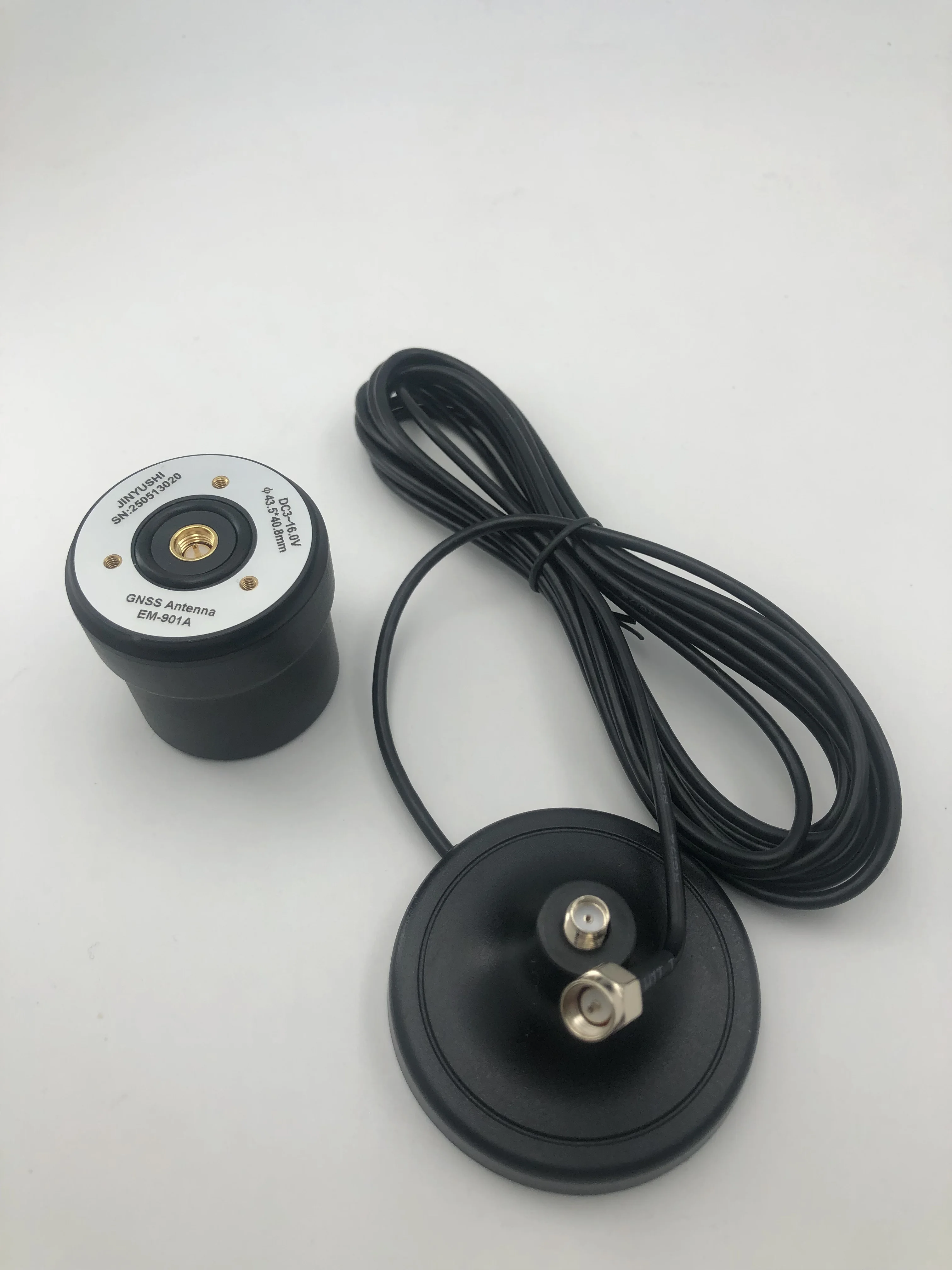 

Активная спиральная антенна GNSS EM-901 RTK GPS L1 L2 L5 Glonass Galileo Beidou для БПЛА Drone Unicorecomm UM980 UM982 UM981 ZED-F9P