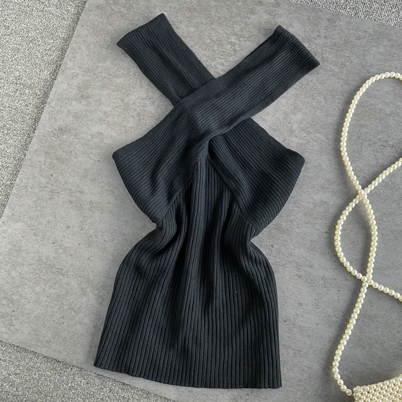 بلوزة صيفية جديدة موديل 2025 بتصميم مثير وياقة متقاطعة محبوكة، ضيقة، بكتف واحد، بدون أكمام، تي شيرت قصير، قطعتين لارتداء الجز...