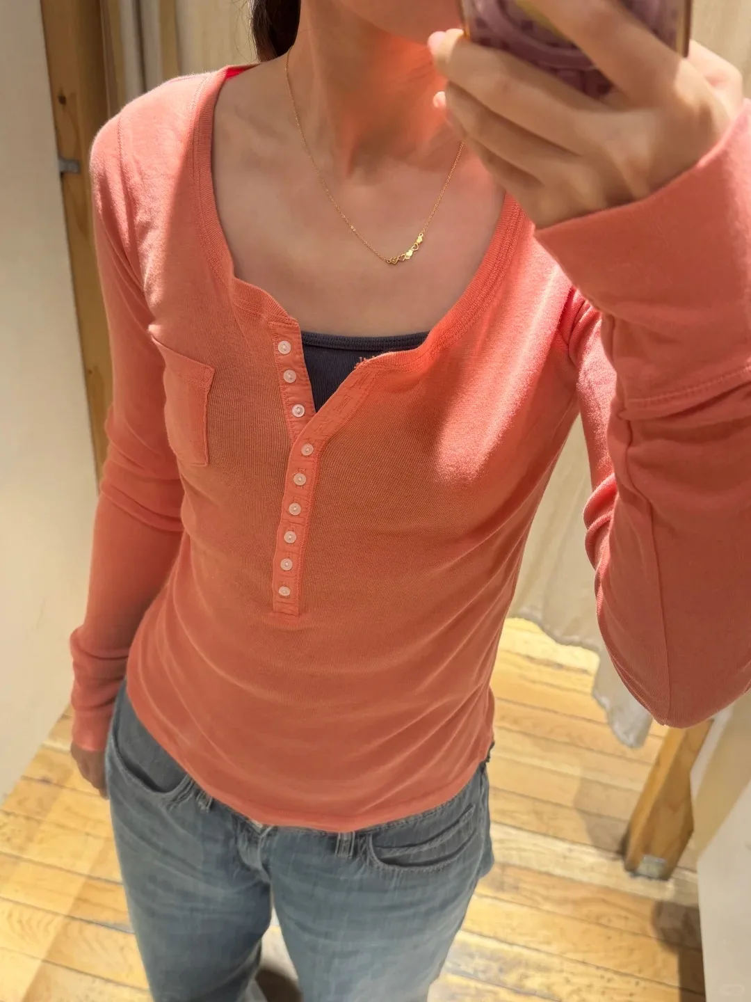 Coral Nine Button Long Sleeve Tees Women Simple All-match Slim Pocket Cotton O-neck Tops Female Sweet Casual Basic T-shirts New