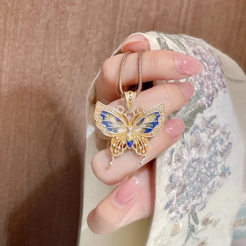 قلادة Mudie الجديدة على الطراز الصيني المينا على شكل فراشة طويلة على الطراز العرقي، قلادة سلسلة سترة فاخرة أنيقة وخفيفة مع ملحقات