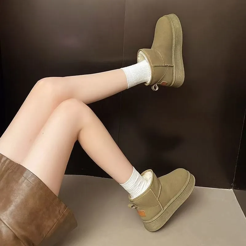 

Comwarm Winter Genuine Suede Mini Boots for Women Warm Fuzzy Comfort Snow Boots with Fur Lined Outdoor Women's Snow Boots