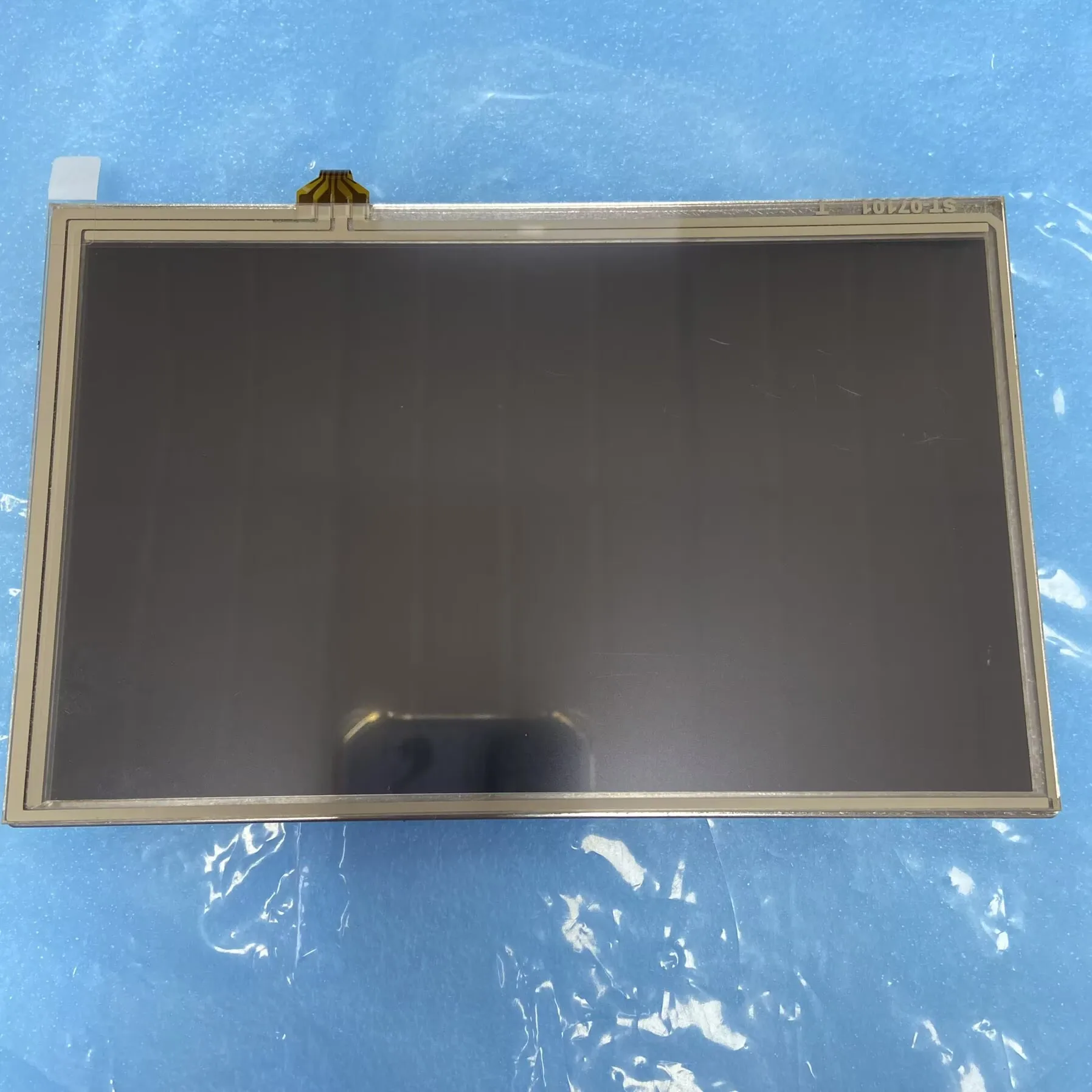 C070VW04 V1 7Inch LCD DisplayWith Touch Screen TFT Panel For Iveco Car GPS Navigation LCD Monitor