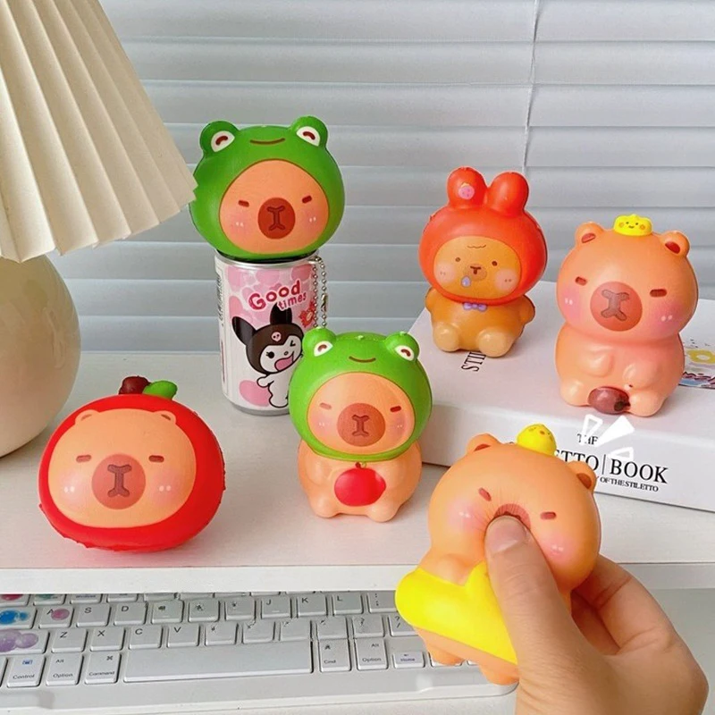 

Cartoon Slow Rebound Decompression Toys Capybara Squeeze Fun Ornaments Doll Toys