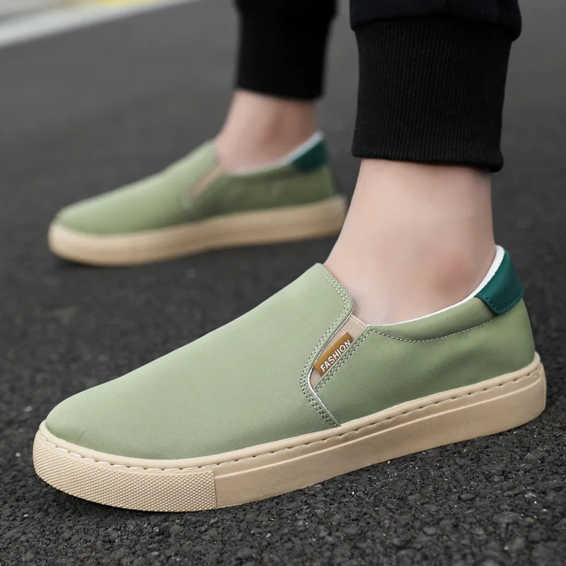 2022 White Sneakers Men Casual Shoes Slip on Canvas Shoes Men Loafers Comfortable Vulcanized Shoes Mens Trainers Plus Size 39-48