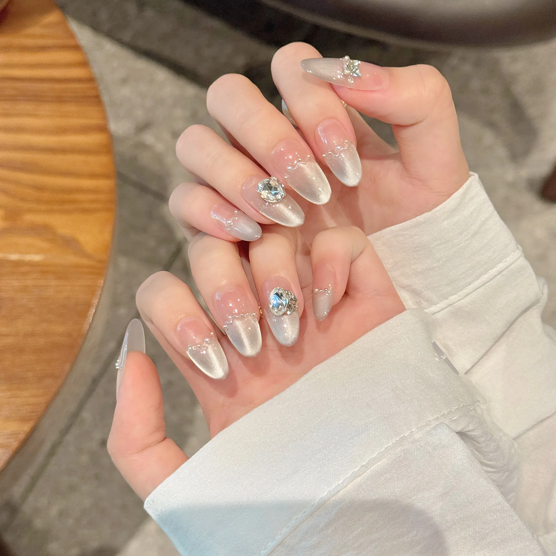 Handmade Press on Nails Aurora Blue French Pearl Crystal Fake Nails Wearable Full Cover Almond Sweet Pink Blush False Nails
