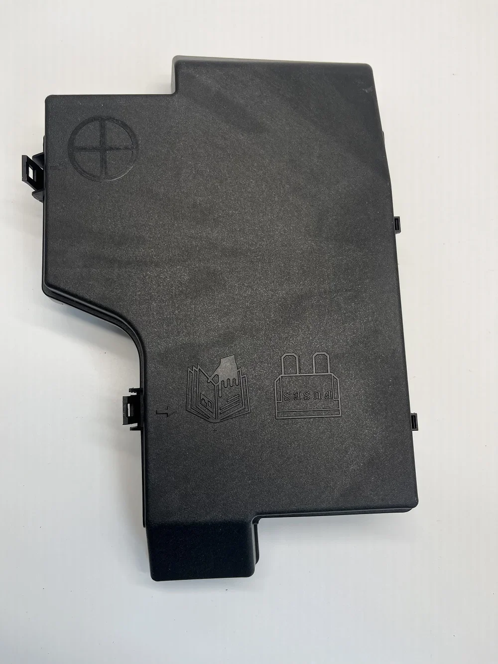 Compatible with Roewe RX5 RX3 EI5 360 EI6 MG ZS battery upper lid fuse box cover