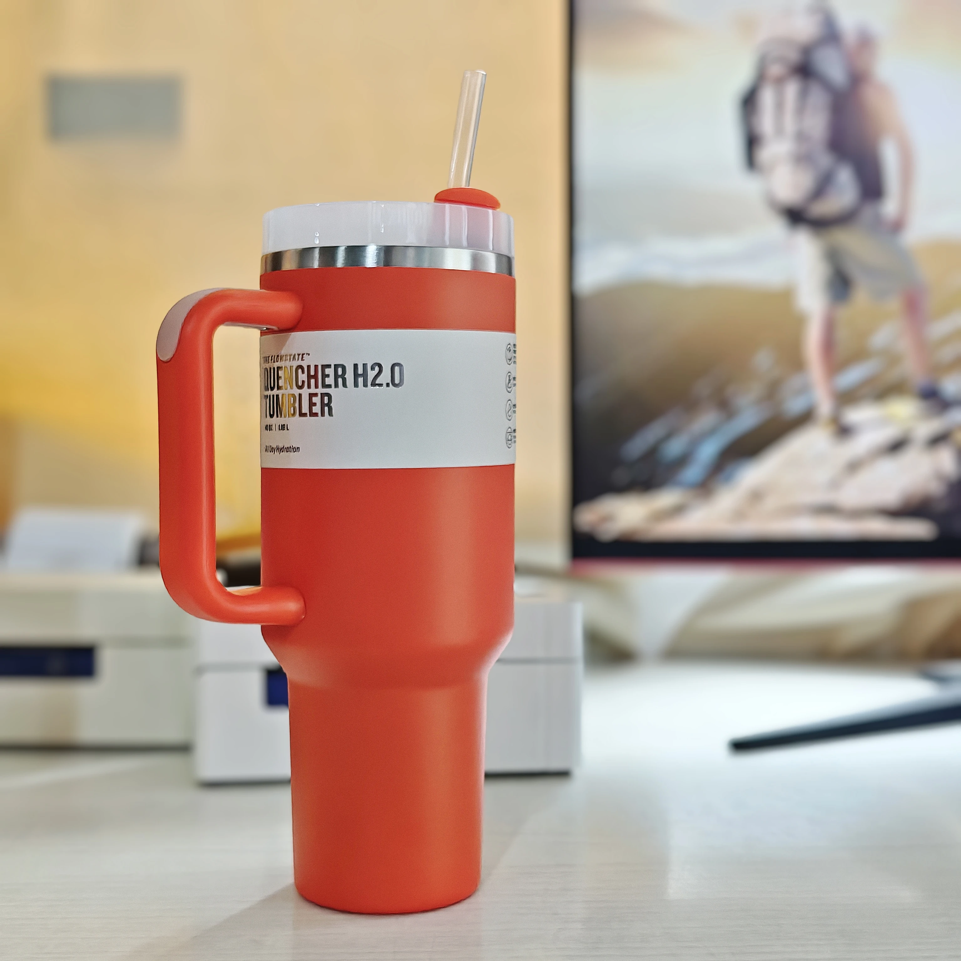 غطاء مع غطاء من القش 30 أونصة/40 أونصة من الفولاذ المقاوم للصدأ معزول للسيارة كوب سفر حراري مزدوج الجدران