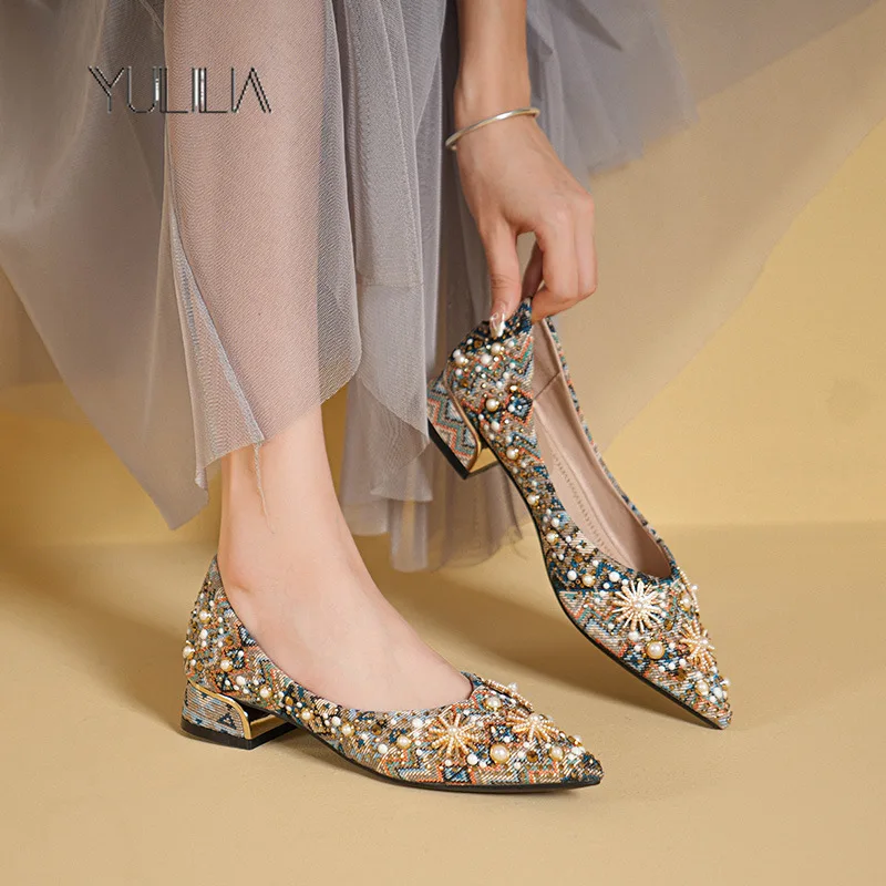 

YULILIA Pointed Toe Flats Women's Flat Shoes New Ethnic Style with Skirt Rhinestone Flat Boat Shoes Willow Nails Soft Sole Lady