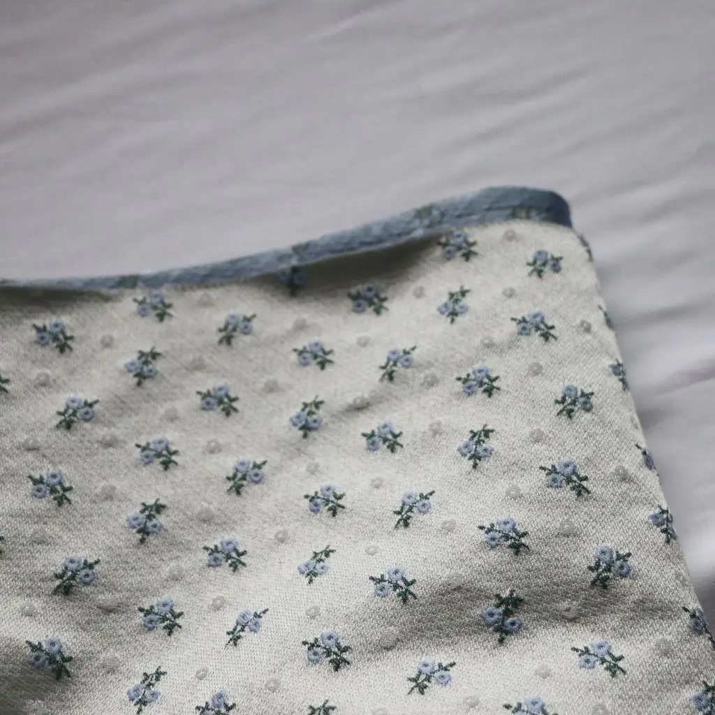 Korean Style Blue Small Flower Shivering Dots Dark Pattern Yarn-Dyed Jacquard Very Wide Clothing Fabric Diy