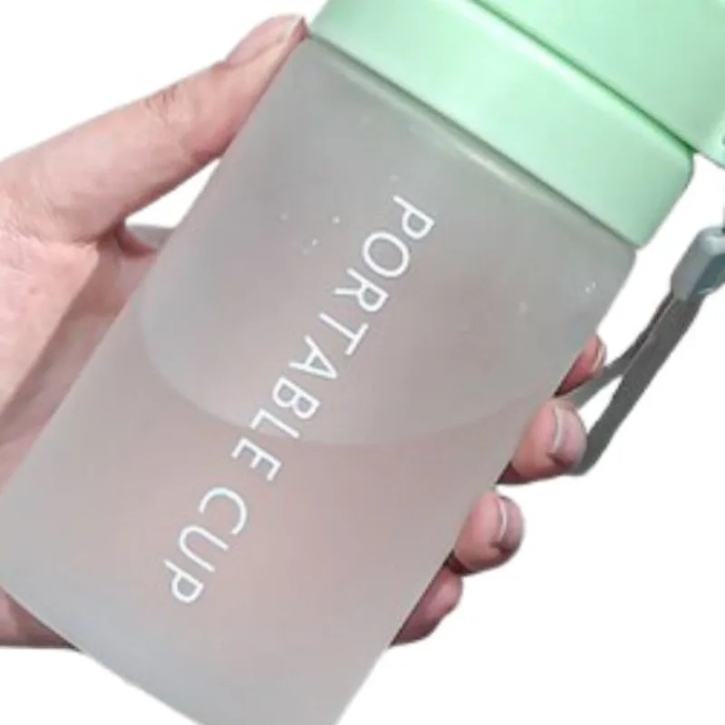 600ml Water bottles for daily life & Sports