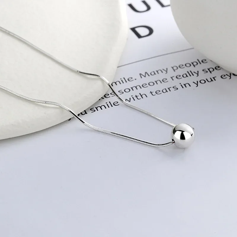 New Creative Ball Pendant Necklace Simple Fashion Jewelry Steel Titanium Necklace Luxury Gentle Jewelry Necklace for Women