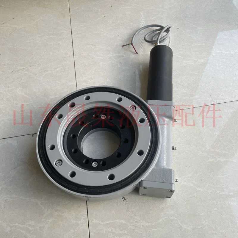 

7-дюймовый электрический поворотный круг турбинный червячный поворотный круг 12В 24В вращающийся привод Shandong Jining высотный автомобильный поворотный круг