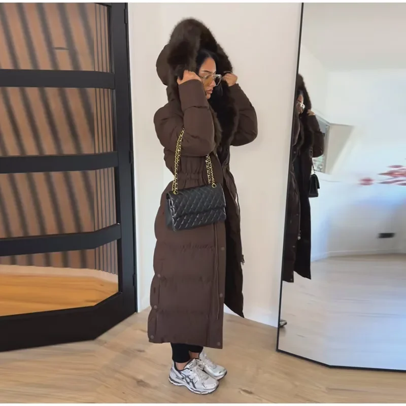 Langer Damen-Puffermantel mit Kunstfellkapuze, Kordelzug in der Taille, Reißverschluss, Knöpfe, dick, warm, Maxi-Steppjacke, Winter-Chic-Casual-Outfit 2026 – Detail 4