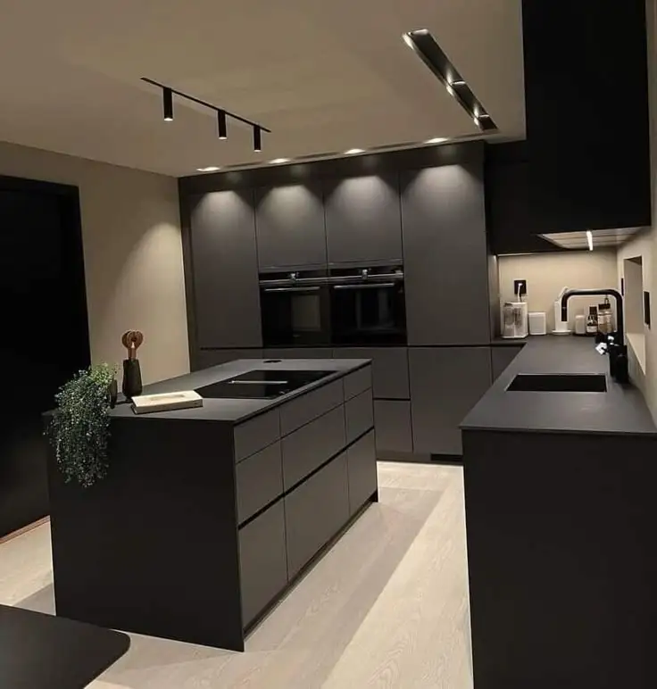 Custom High Quality Italian Luxury Design Kitchen Furniture Cabinets with Island Modern Kitchen Remodeling Custom Cabinets image 5