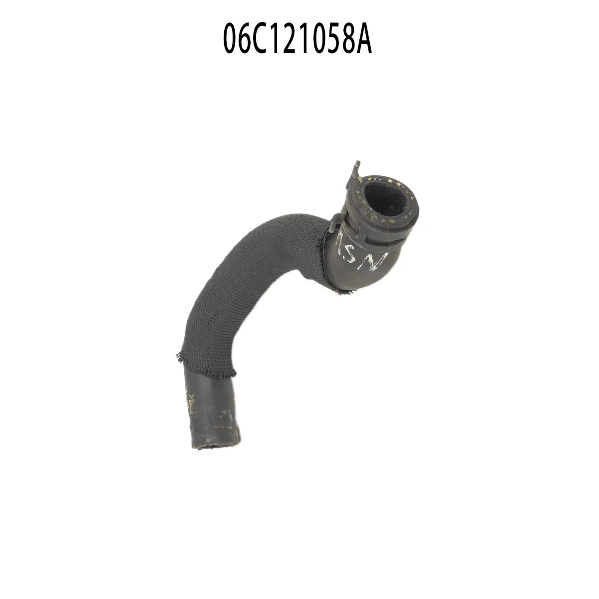 06C121058A Coolant Hose High Quality Factory Stock For Audi A4 A6 A8 2.4L 2.8L 3.0L V6 Engine Heater Water Pipe Auto Parts