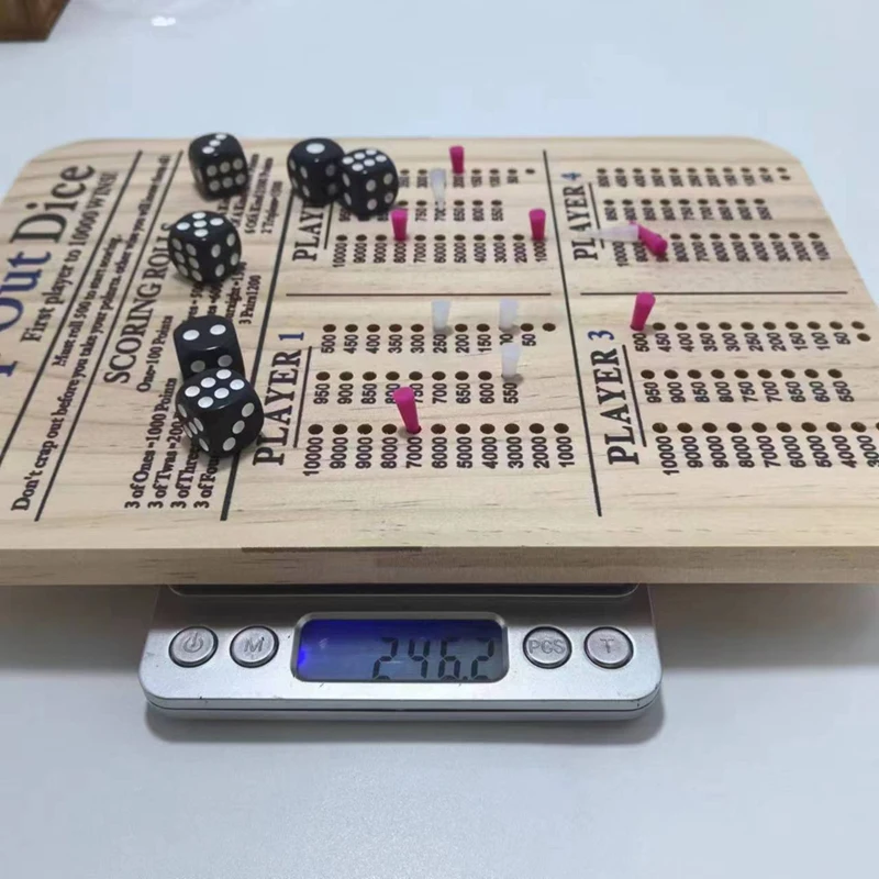 2 Stück Würfel Score Board Holz Würfel Score Pad klassische Würfel Spiel Holz Würfel Tablett für Family party Reises piel