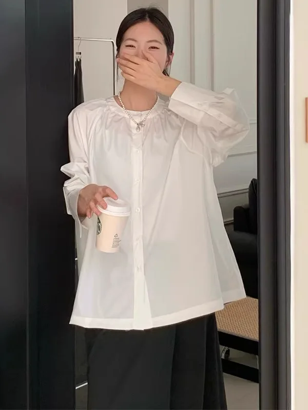 

Casual Cotton Floral Print Long Sleeve round Neck Loose Women's Shirt Spring 2026 Minimalist Style Comfortable Breathable Top