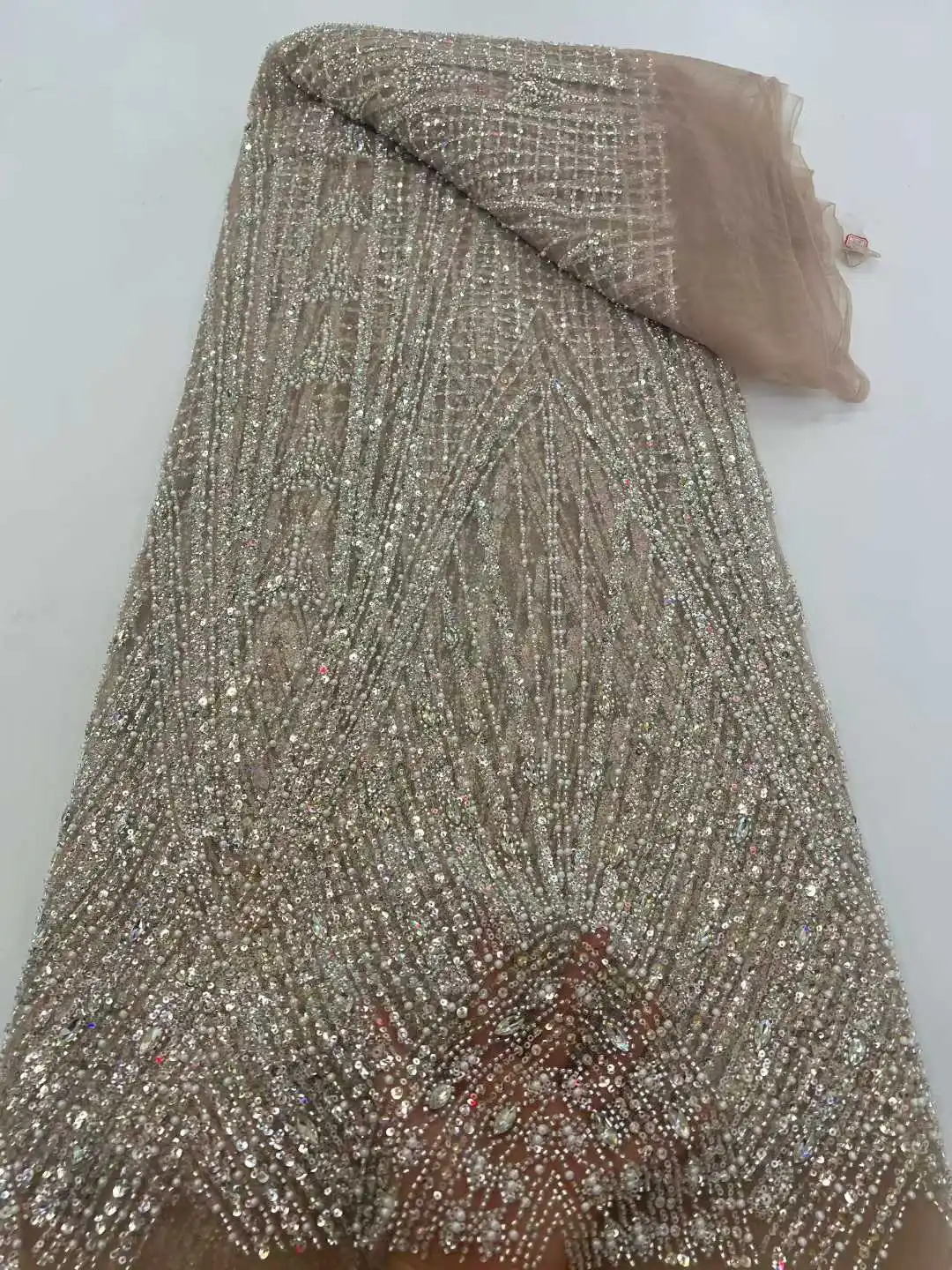 

African Luxury Lace Fabric High Quality Sequins Beads Lace Fabrics For Nigerian Wedding French Tulle Lace Fabric