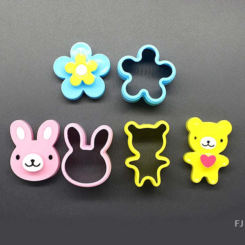 [YU]Cute Sandwich Mould Rabbit Flower Bear Shaped Bread CakeBiscuit Embossing Device Crust Cookie Cutter Baking Pastry Tools