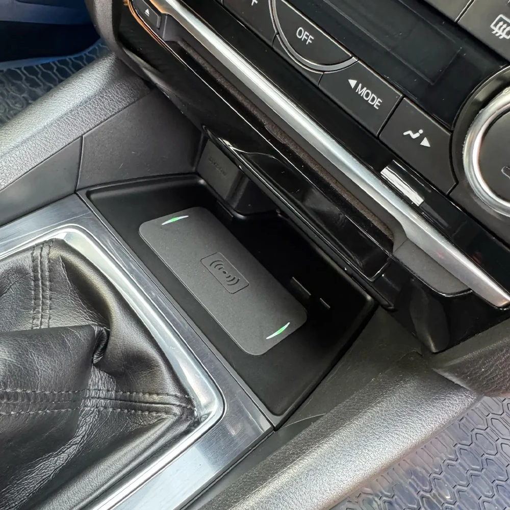 

Автомобильное беспроводное зарядное устройство для Mazda 6 Atenza 2014 2015 2016 2017 2018, зарядное устройство, держатель для телефона, крепление для быстрой зарядки, аксессуары, отделка