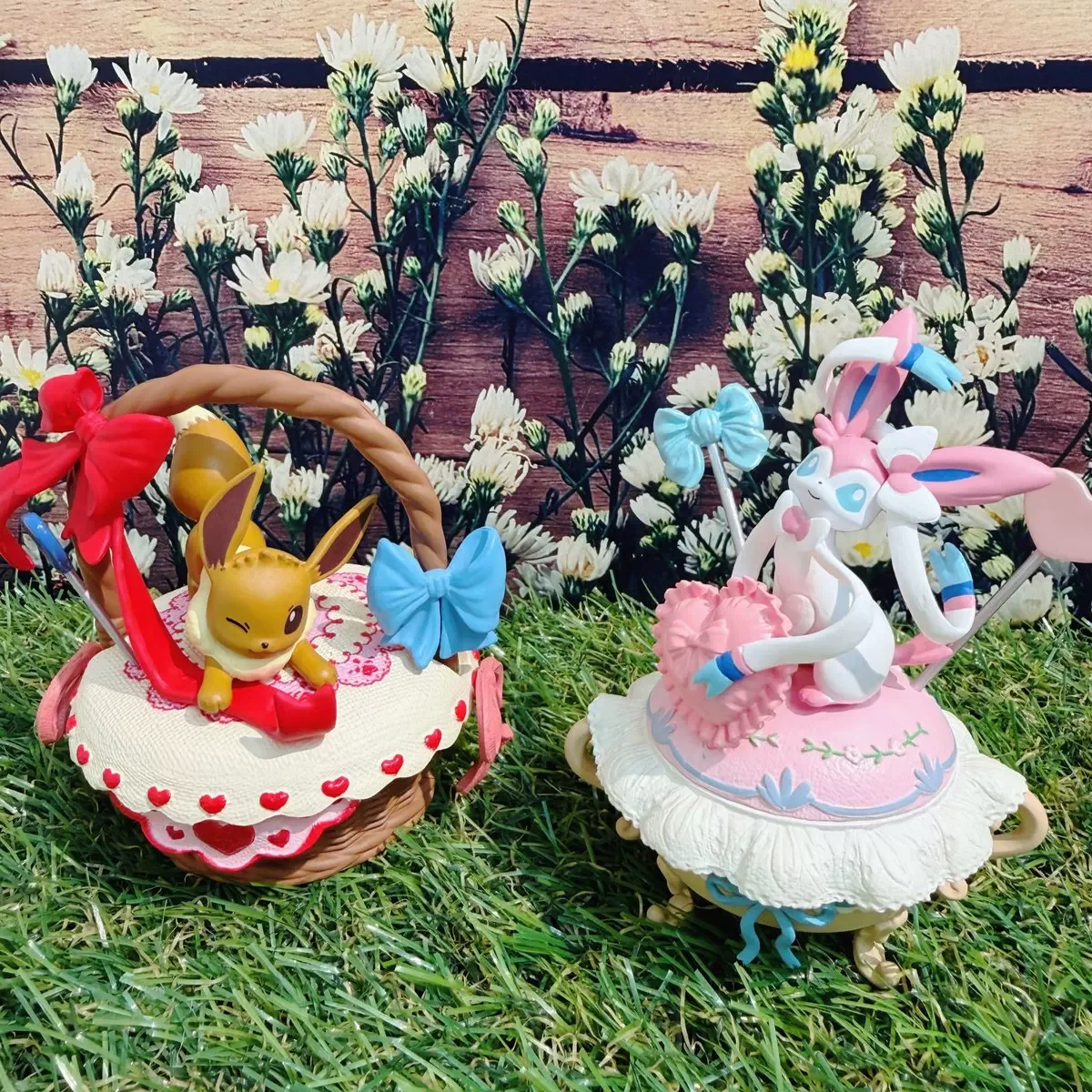 Re-Ment Pokémon Sylveon Figur, authentische Dessert-Bastelszene, Sammlerstück aus PVC, Modell für Anime-Sammler, zur Dekoration auf dem Schreibtisch.