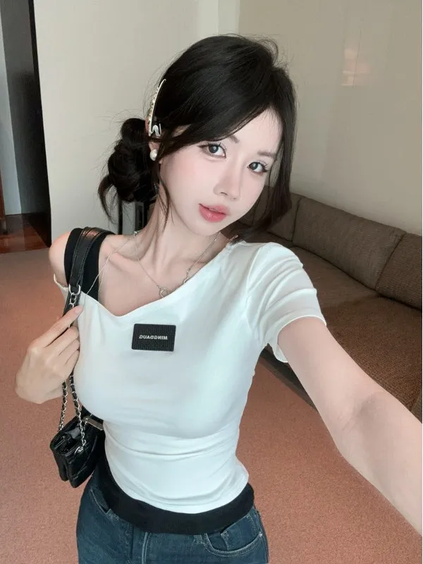 

Уникальный летний женский топ-боди с одним открытым плечом, имитация двух частей, в стиле «Pure Desire Spicy Girl», сексуальный, сексуальный, маленький, красивый