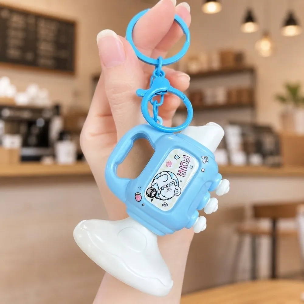 Unique Funny Trumpet Keychain Mini Can Be Blown Hanging Bag Charm Portable Plastic Playable Keychain Party Favor