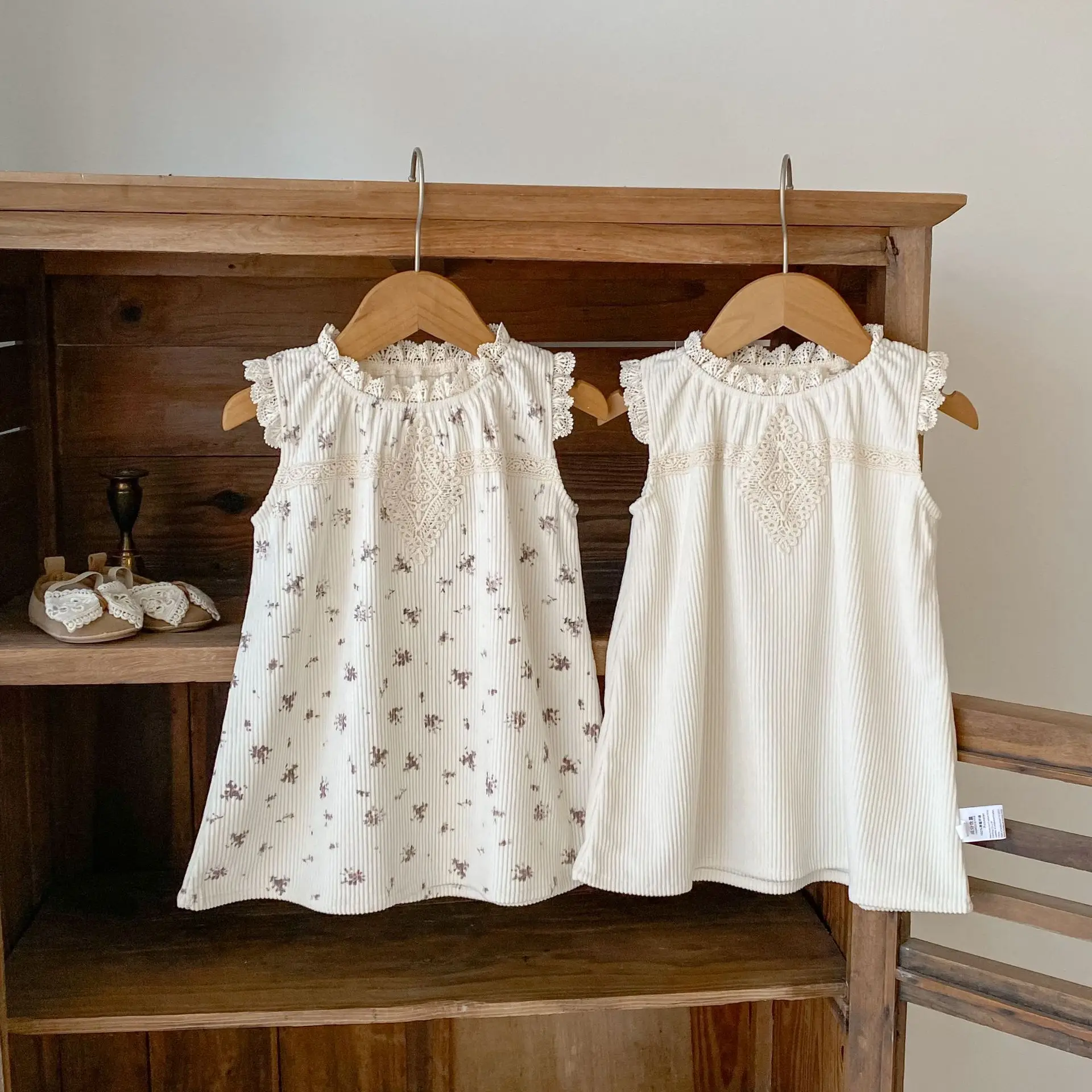 

2026 Summer New Girls Sleeveless Floral Dress Kids Cute Casual Dress Baby Girl Sweet Lace Collar Princess Dress Toddler Clothes
