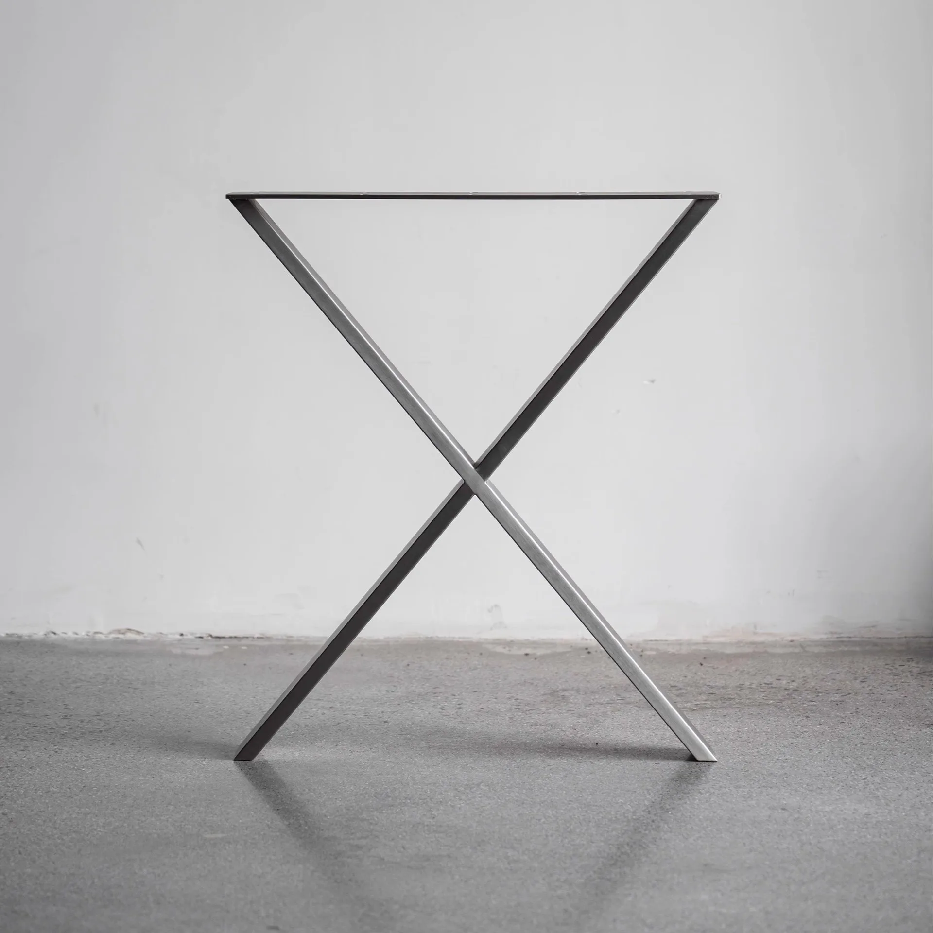Stainless steel dining table legs, desk leg brackets, office desk legs, metal tripods, simple table legs, desk frames