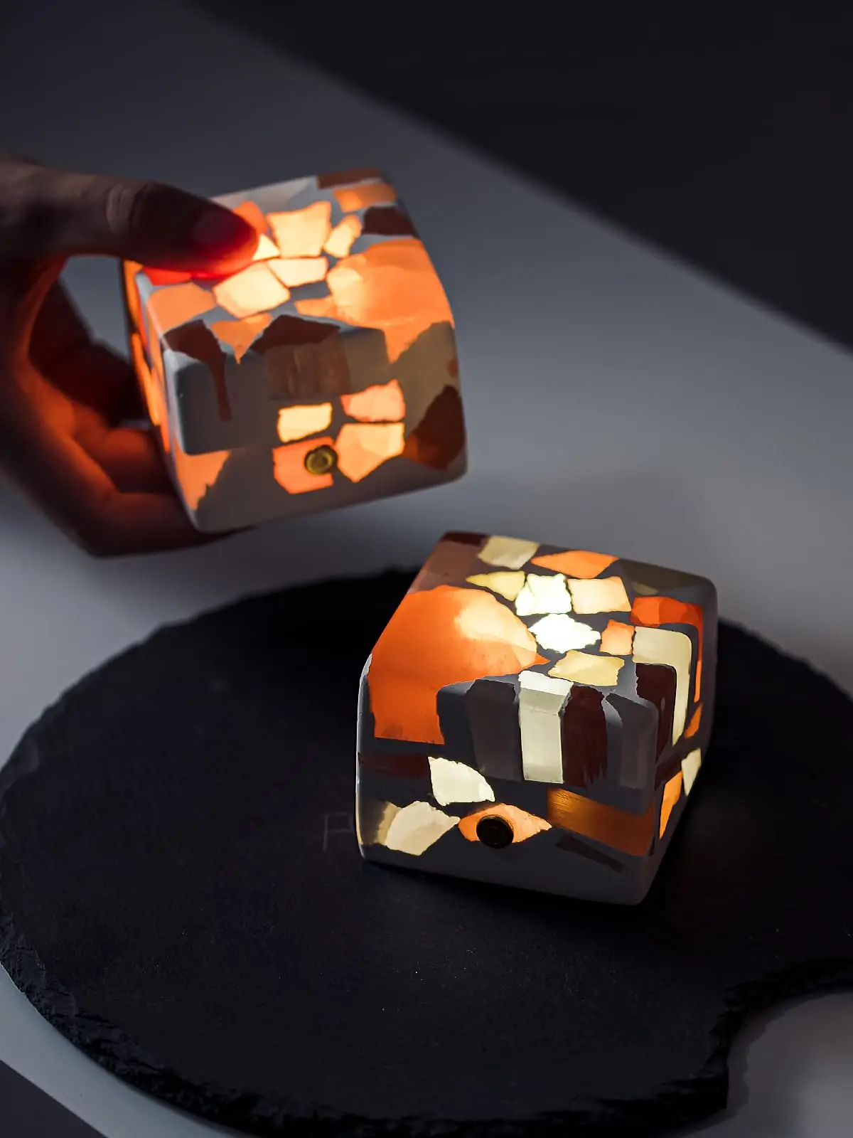 Handcrafted Night Light - Broken Light·Sugar,Random Stone Pattern,USB Rechargeable LED Lamp with 3-Color Temperature, Touch