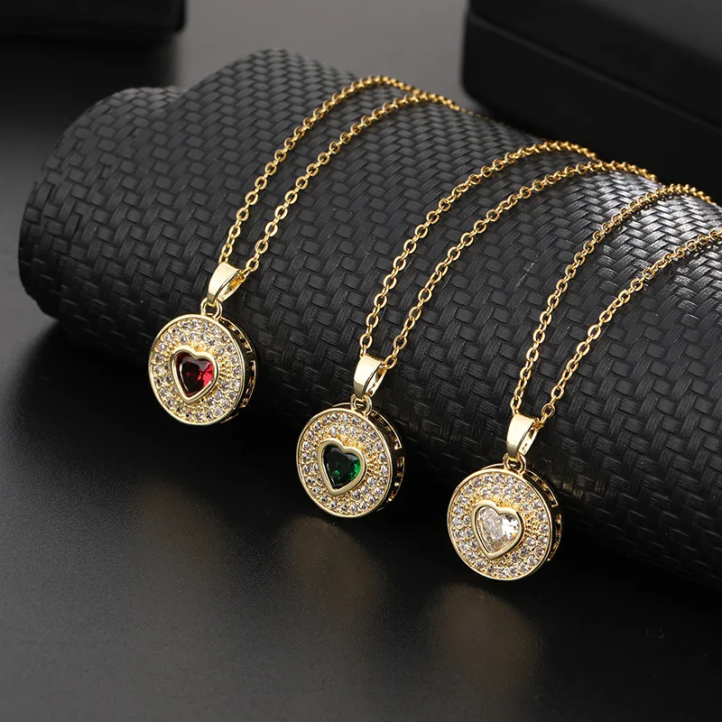 Fashion Round Heart Necklace Classic Personality Green Color Heart Pendant Clavicle Chain Gift