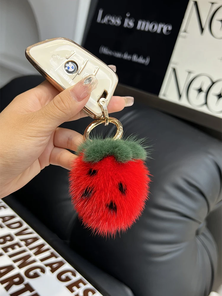 Mini Cute Strawberry Real Mink Fur Key Chains Plush Ball Toy Women\'s Bag Charm Ornaments Car Keyring Trinkets Cell Phone Pendant