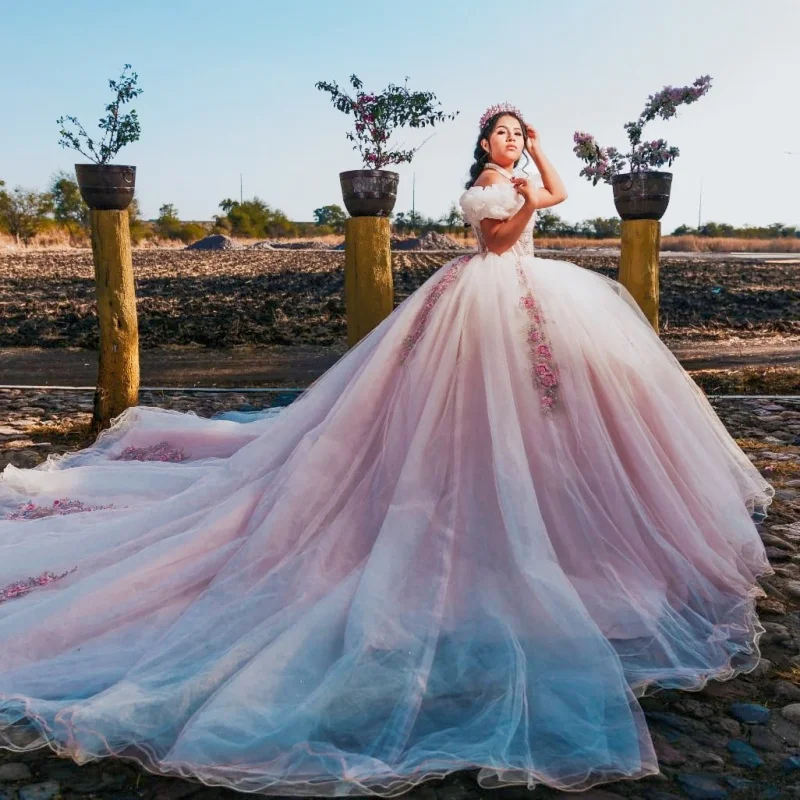 Vestido para quinceañeras con hombros descubiertos, color claro personalizado, apliques de cuentas de cristal, encaje de tul, vestidos de flores de 15 quinceañera ﻿