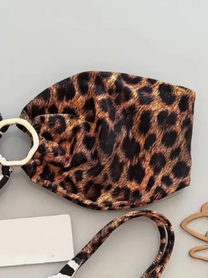 VZVN Leopard Sexy Strapless Bikini 2 Piece Set Women Split Swimsuit Beach Thong Bikinis 2025 New Summer Swimwear Bikinis Set