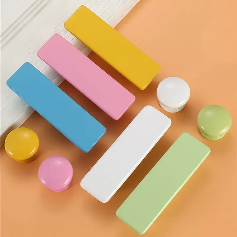 Candy Color Wood Handle Cute Baby Room Cabinet Pulls Solid Color Handle Modern Door Drawer Handle Cabinet Knobs