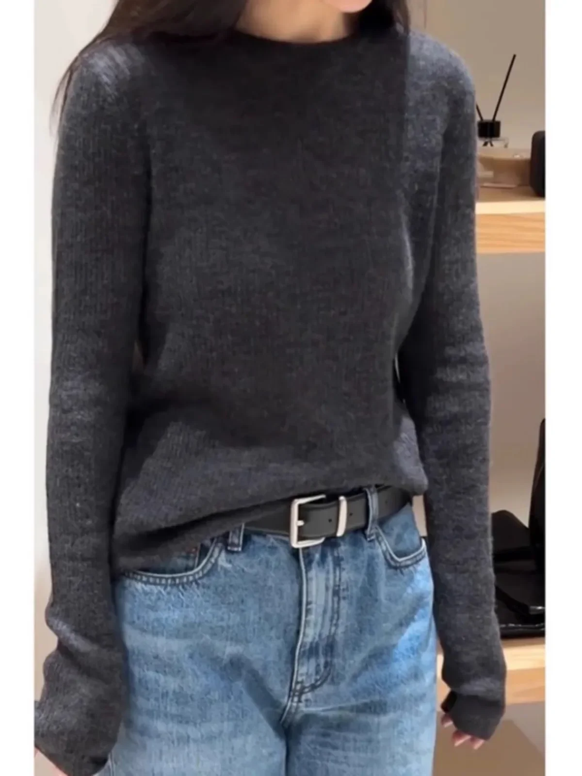 

Pop Women's Temperament Crewneck Cashmere Sweater Knitted Wool Base Shirt Autumn/Winter Pure Wool Sweater Fashionable Knitwear