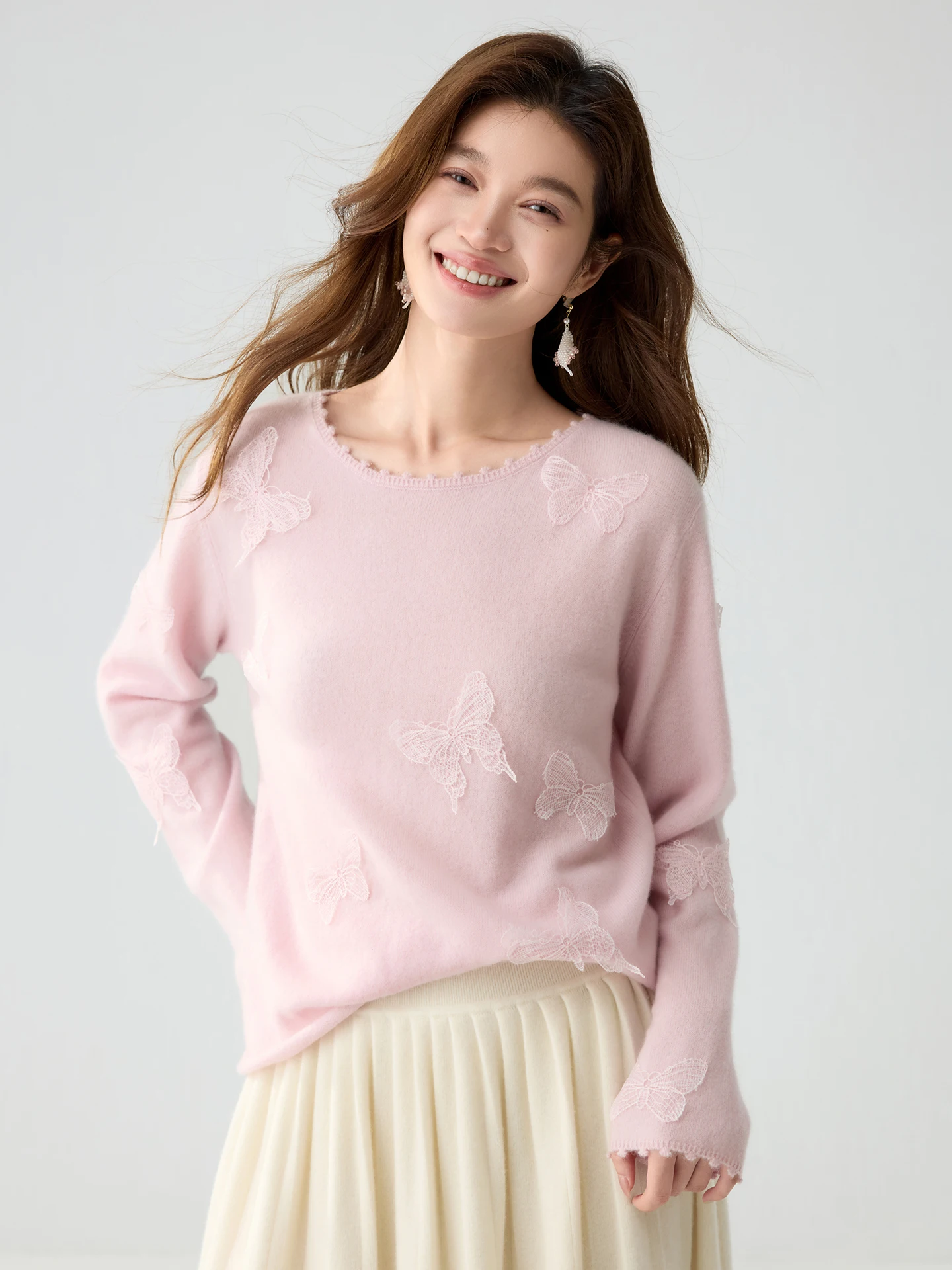 Cloud Soft Women Multi-color Cashmere Pullover 100% Pure Cashmere Round Neck Butterfly Applique Sweater Casual Feminine Knit Top