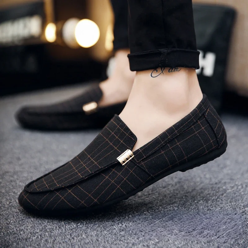 Men Shoes Fashion Loafers Breathable Canvas Sneakers Men Slip-On Casual Shoes Soft Comfortable Non-slip Driving Flats Black Gray