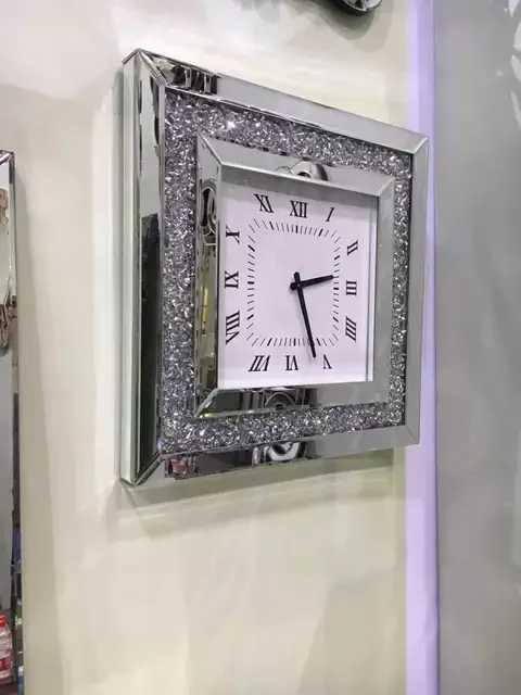 

Light luxury square mirror silent pink diamond clock