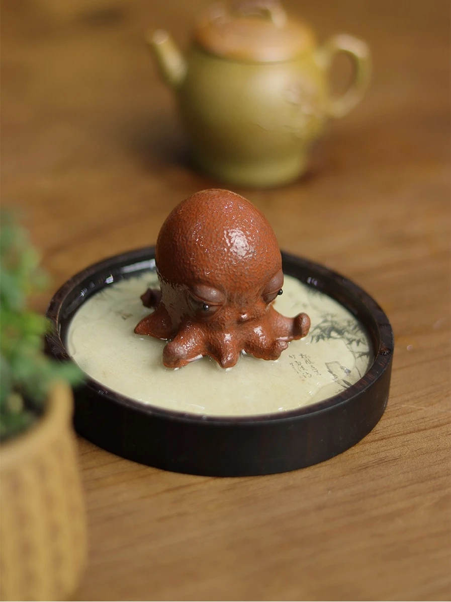 

Handmade Purple Clay Tea Pet Octopus Wealth Attracts All Directions Table Decoration Cover Support from Famous Artist Li Hua