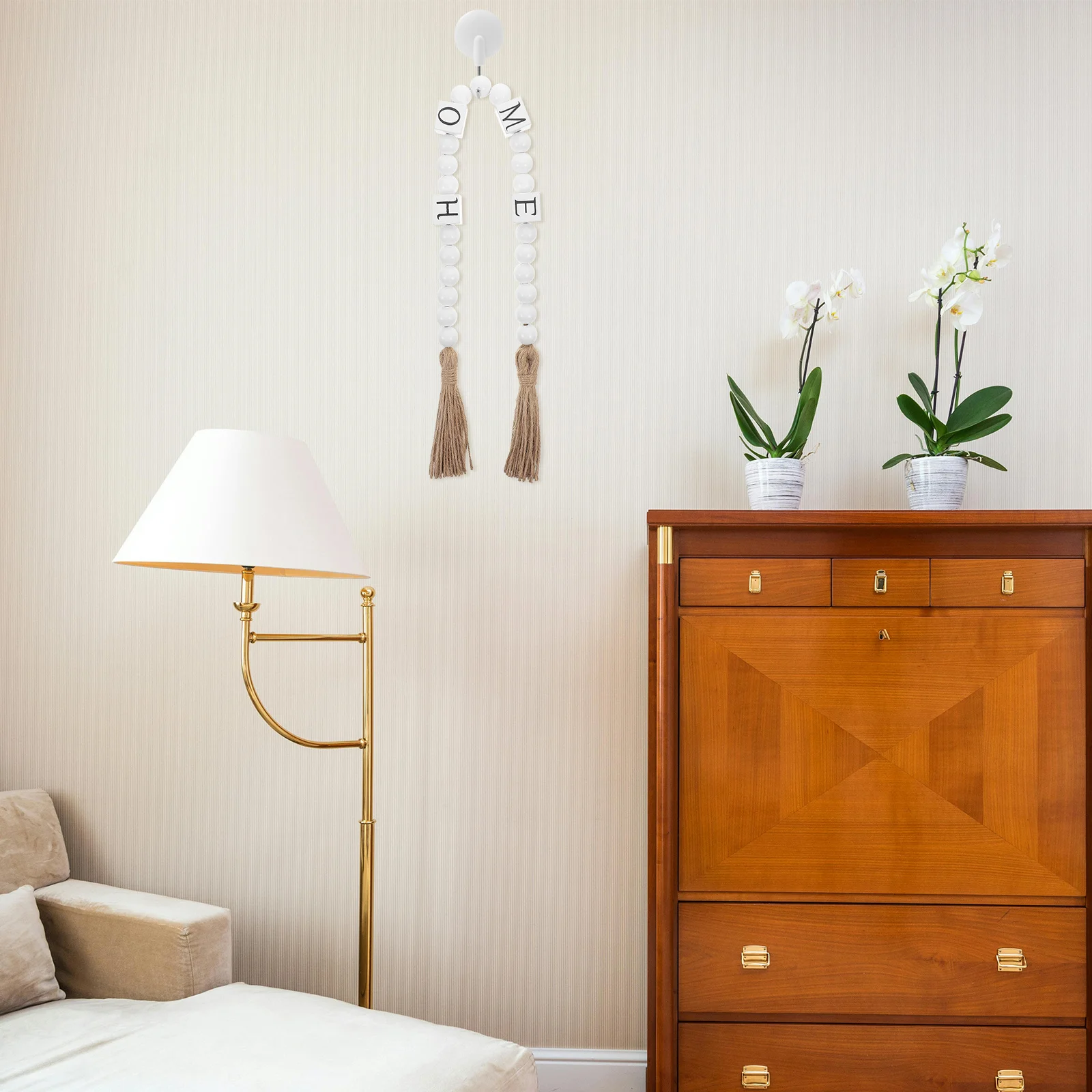 Рисунок 4 - Деревянная подвеска из бисера с кисточкой