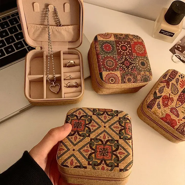 

Винтажный пробковый органайзер для ювелирных изделий, коробка в богемном стиле, портативная коробка для хранения сережек, цветы, ретро чехол для хранения ожерелья, дисплей для путешествий