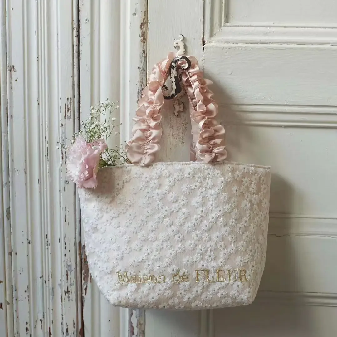 Borsa a rete ricamata piccola margherita in stile giapponese borsa a mano dolce femminile borsa per tovaglioli piccola portamonete per ragazze