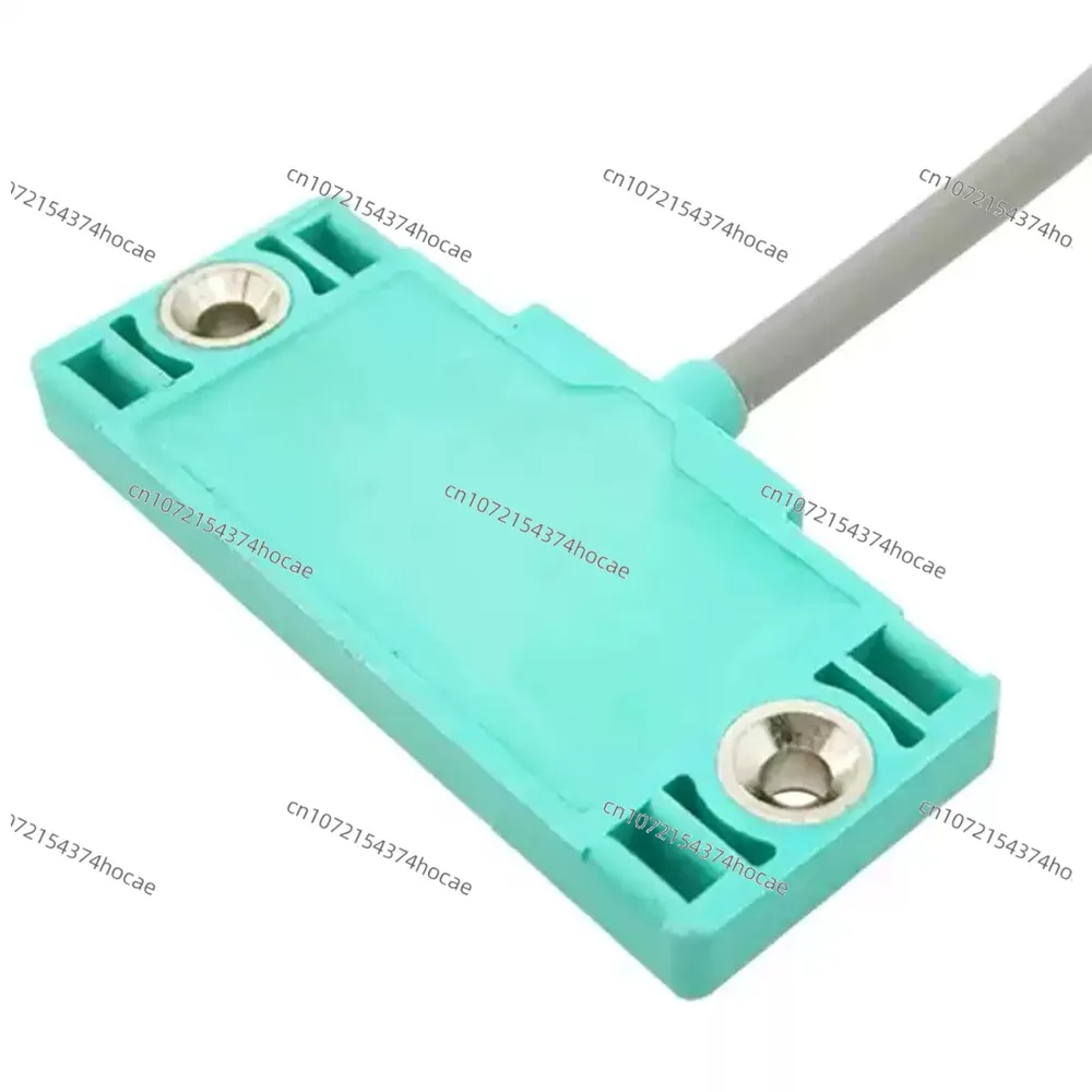 Three-wire proximity  CBN10-F46-E0 EO E1 E2 E3 - 5 meters - 10 meters Sensor
