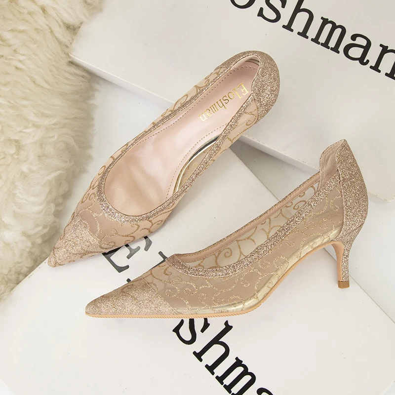 

2023 Luxury Women Bling 6cm High Heels Pumps Escarpins Lace Mesh Embroidery Plus Size Flower Wedding Shoes Designer Gold Heels